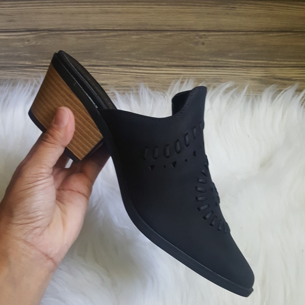 💐Montana Nubuck Black Mules - Picture 6 of 6
